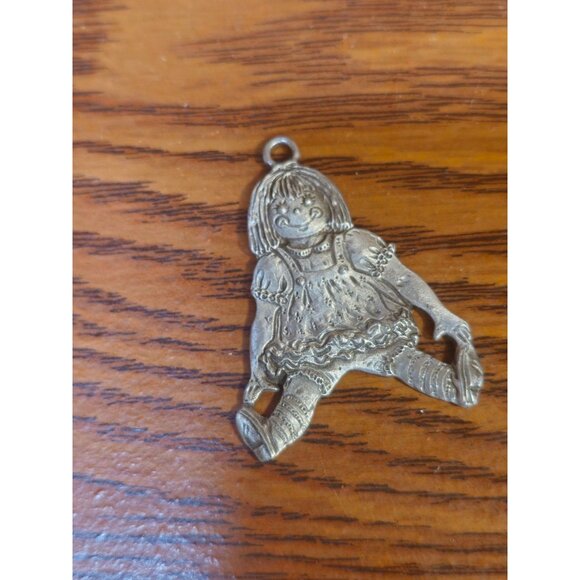 Vintage Virginia Pewter Doll Ornament Pendant Charm - Picture 1 of 4
